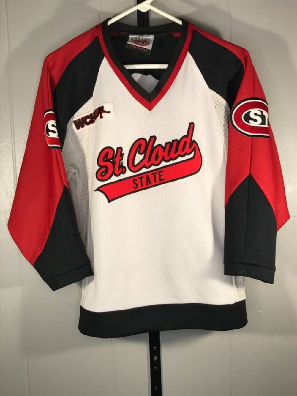 YOUTH St cloud state SCSU Huskies Blank Hockey Jersey sz MD